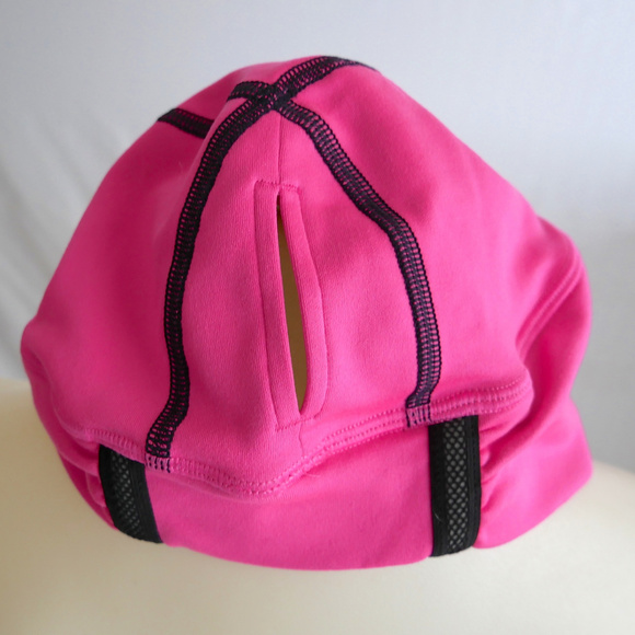 lululemon athletica Other - LULULEMON PINK BEANIE